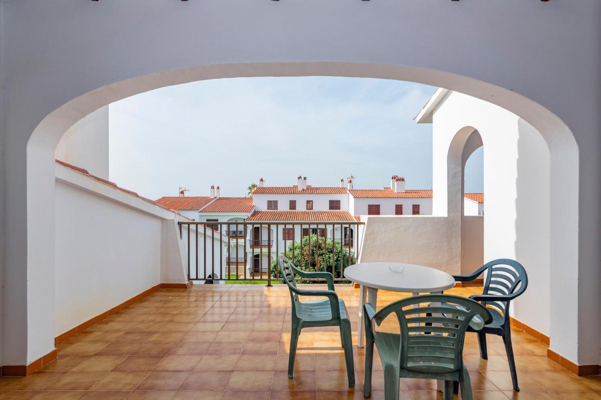 Siesta Mar One Bedroom Apartments Cala En Porter  Экстерьер фото